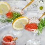 Kärringröra i glas med stenbitsrom, citron och dill.